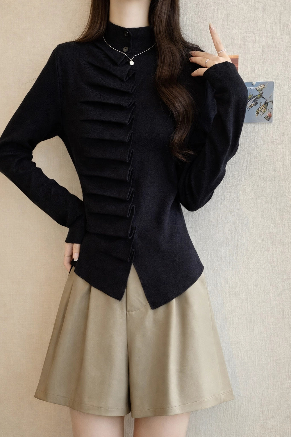 Half Turtleneck Pleated Knit