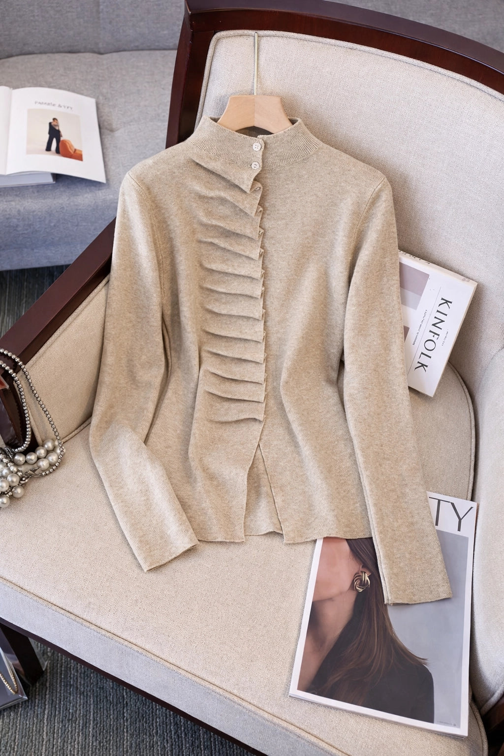 Half Turtleneck Pleated Knit