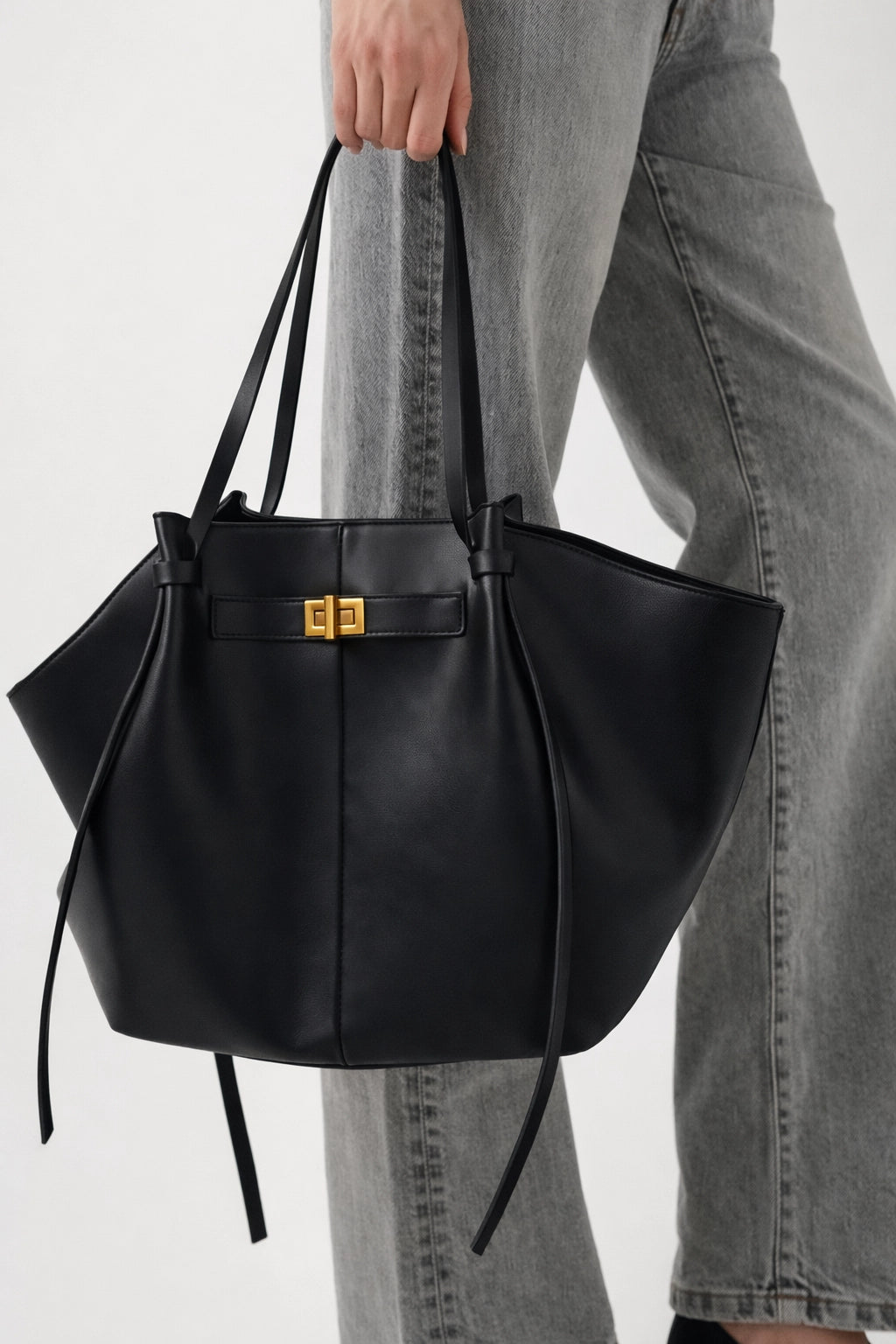 Alven Trapeze Tote Bag