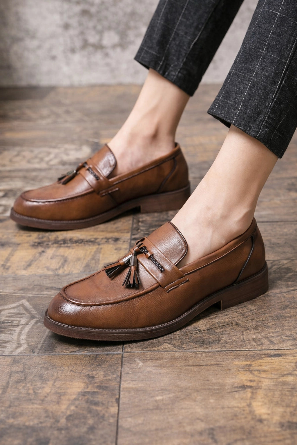 Milano Fringe Pointed Moccasins