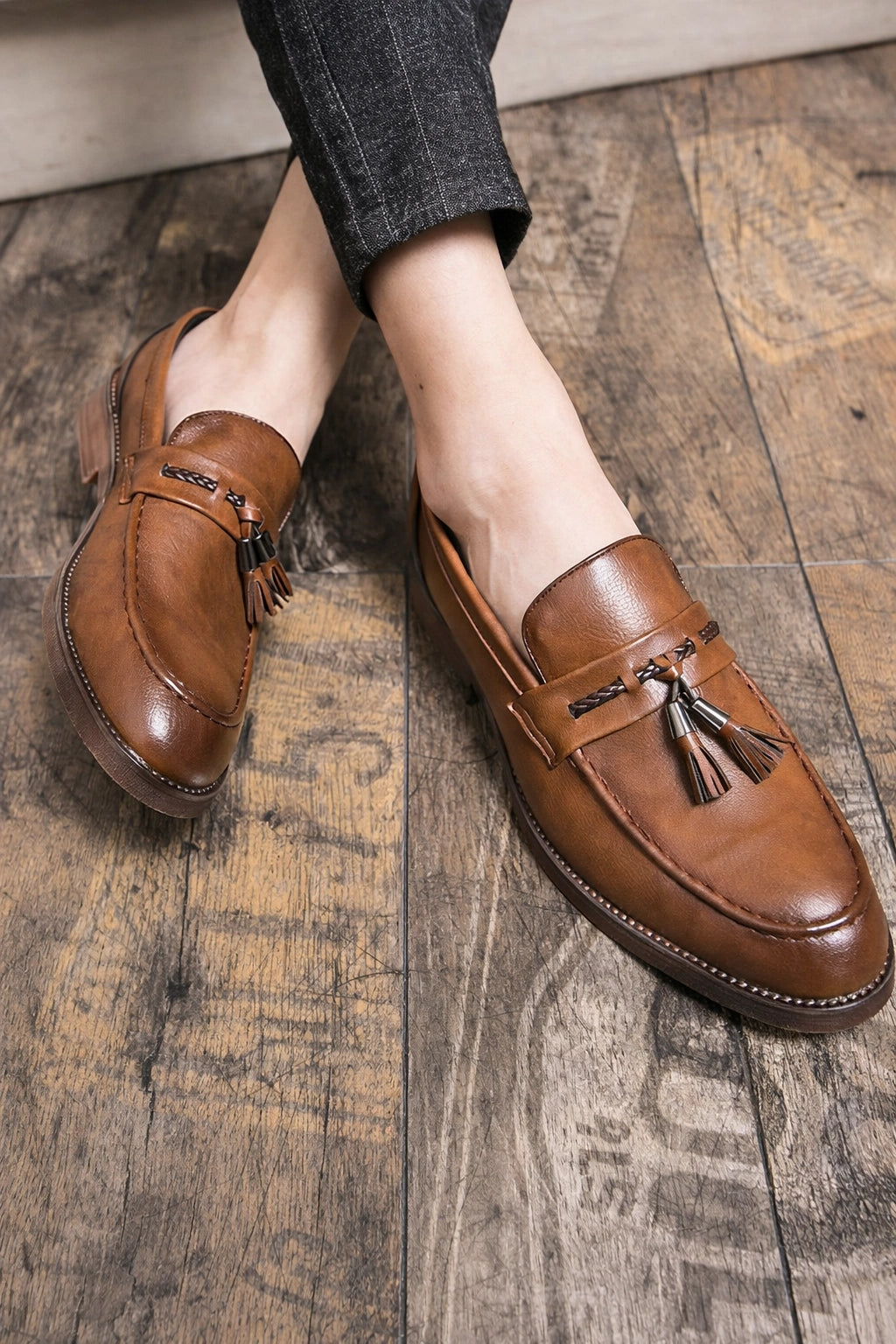 Milano Fringe Pointed Moccasins